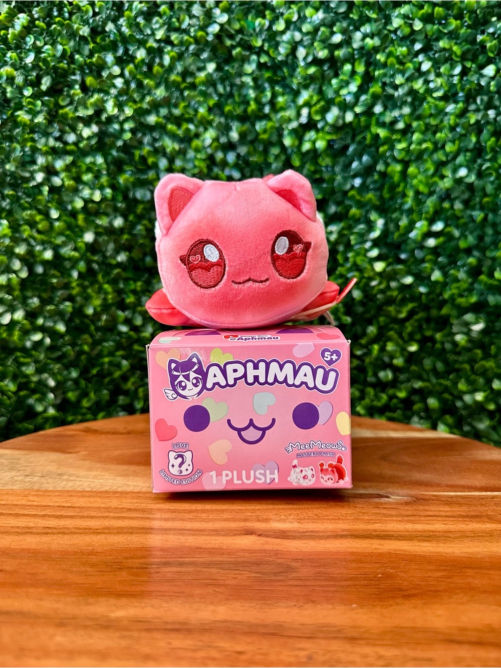 Aphmau MeeMeows 6" Plush Valentines Love Limited Edition Cupid Cat
